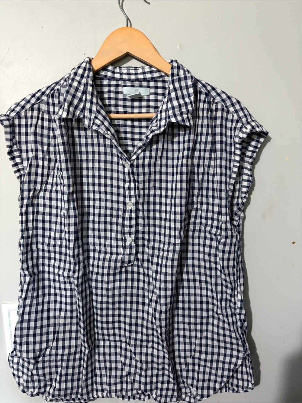 H&M Navy and White Gingham Button-Front Cap Sleeve Shirt